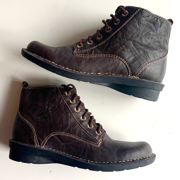 NEW CLARKS Blendables Leather Brown BOOTS Booties - Picture 2 of 8